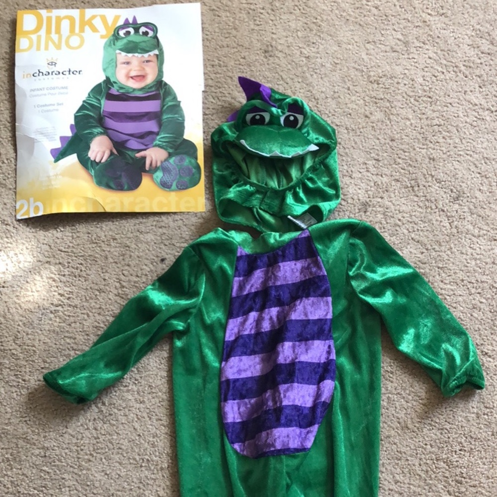 Dinky Dino size 12-18 months (M)